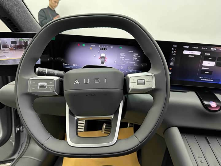 Фото 5 - Audi × SAIC E5 Sportback