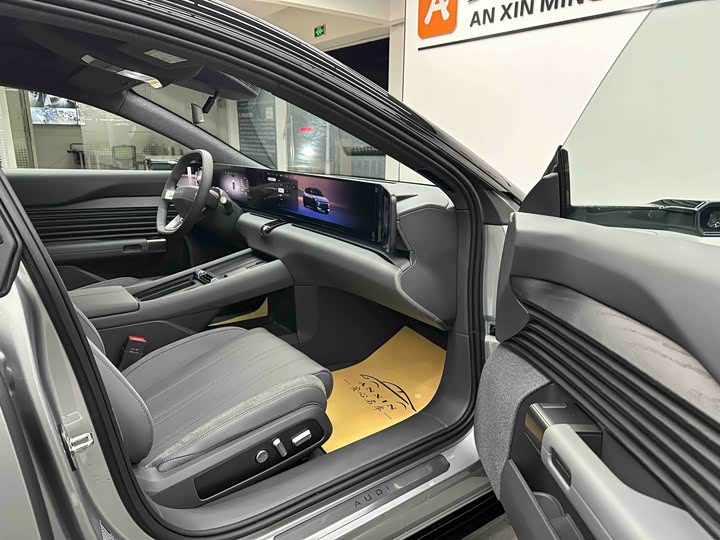 Фото 8 - Audi × SAIC E5 Sportback