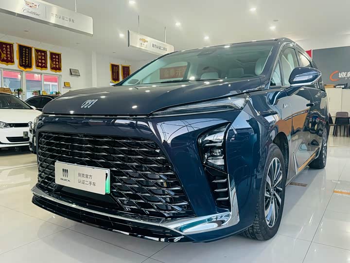 Фото 1 - Buick GL8 Hybrid