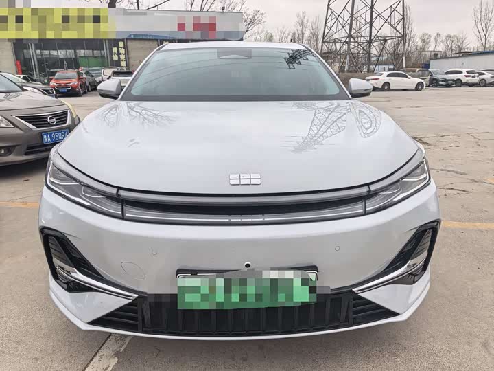 Фото 2 - Geely Galaxy A7