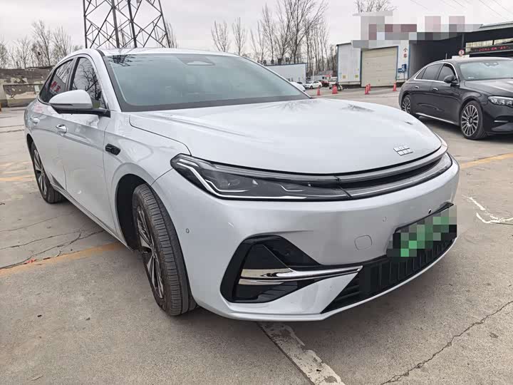 Фото 3 - Geely Galaxy A7
