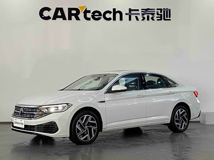 Фото 1 - Volkswagen Sagitar L