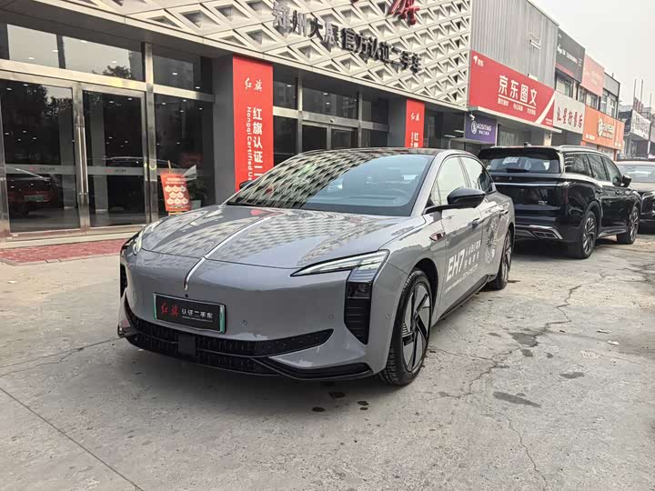 Фото 1 - Hongqi EH7