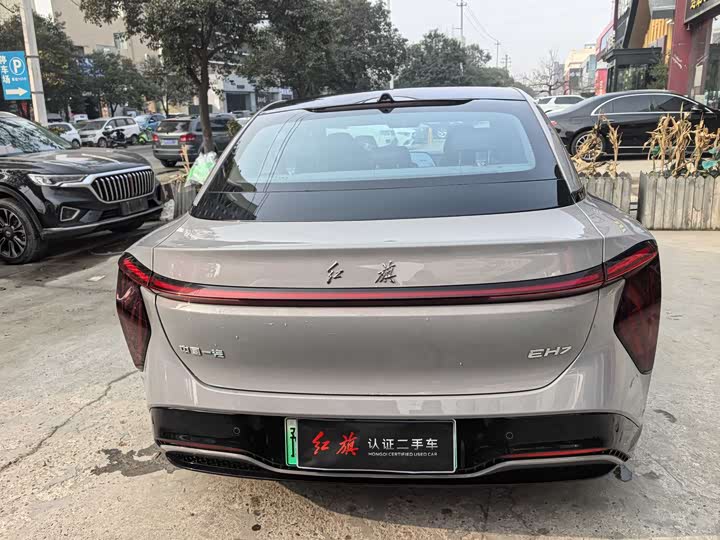 Фото 6 - Hongqi EH7