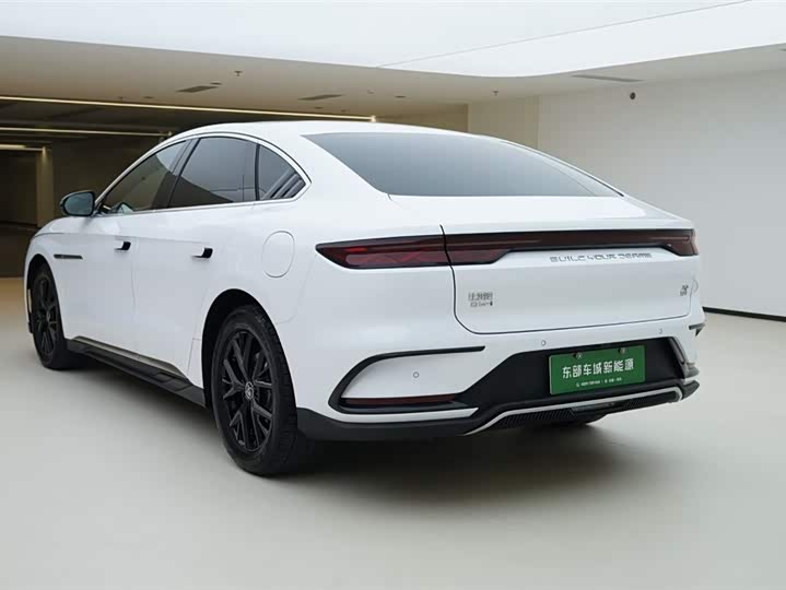 Фото 4 - BYD Han