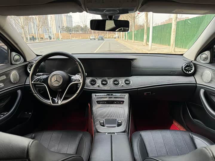 Фото 5 - Mercedes-Benz E-Class Hybrid