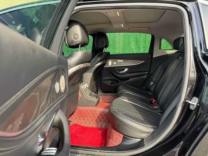 Фото 6 - Mercedes-Benz E-Class Hybrid