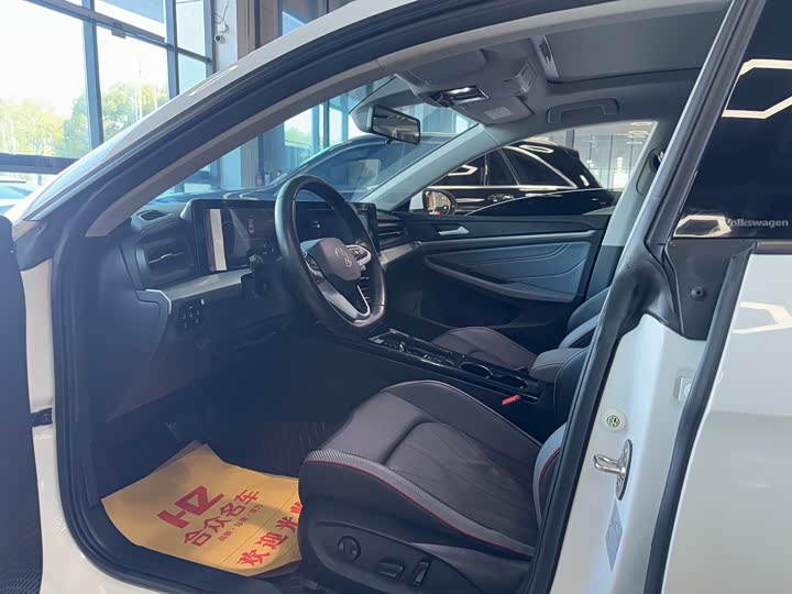 Фото 4 - Volkswagen Lamando L