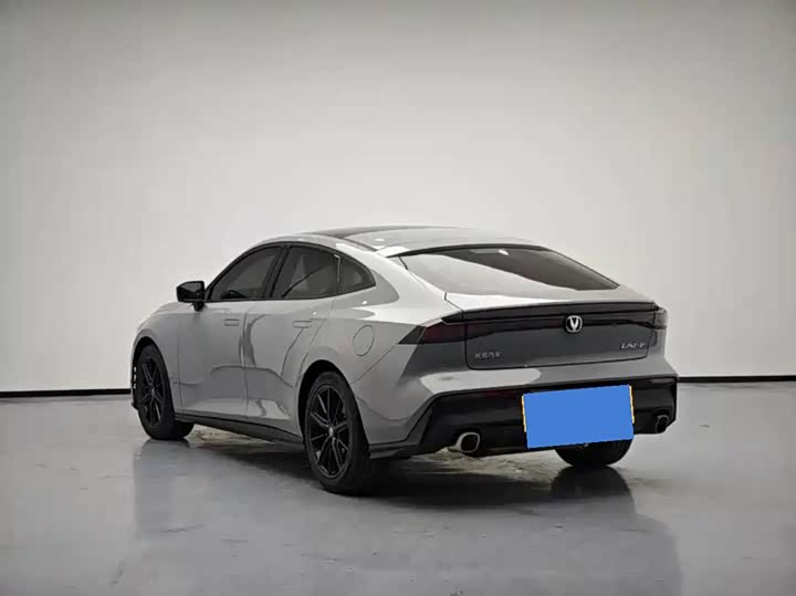 Фото 5 - Changan UNI-V