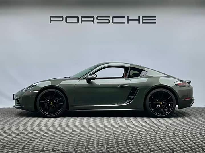 Фото 4 - Porsche 718