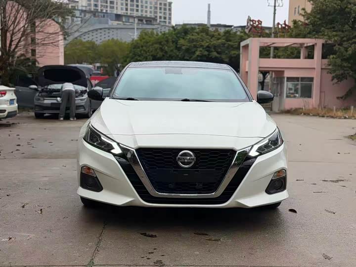 Фото 2 - Nissan Teana