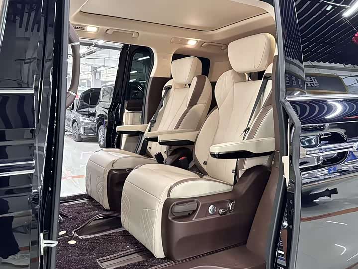 Фото 4 - Bestune M9