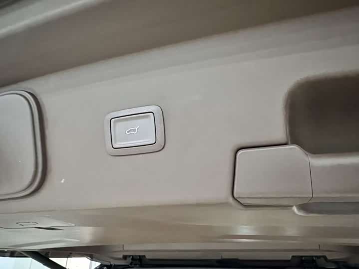 Фото 8 - Bestune M9