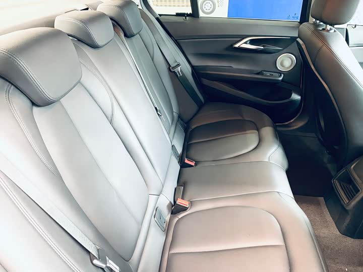 Фото 8 - BMW 1 Series