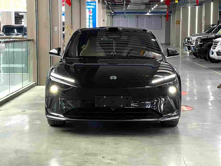 Фото 2 - Nio ET5