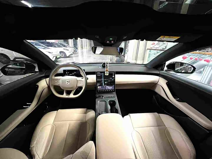 Фото 6 - Nio ET5