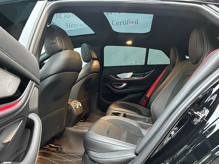 Фото 9 - Mercedes-Benz AMG GT