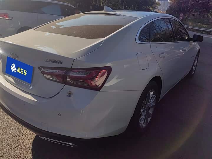 Фото 3 - Chevrolet Malibu XL