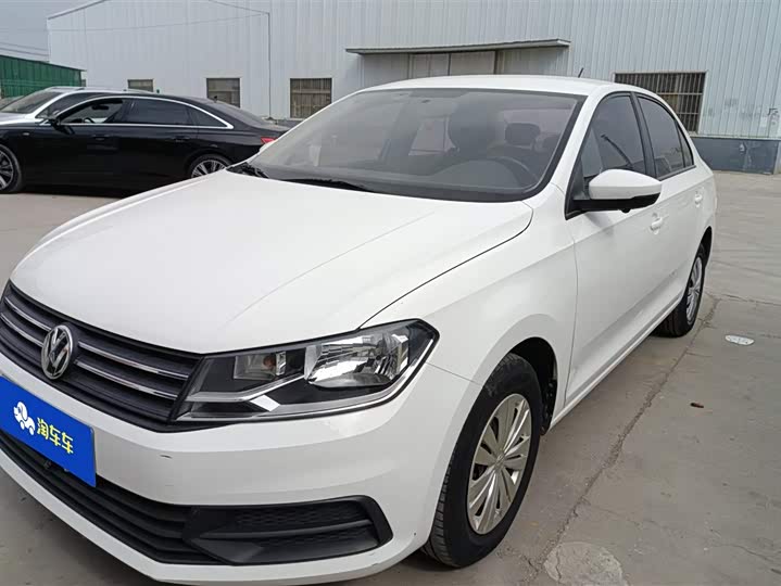 Фото 1 - Volkswagen Santana