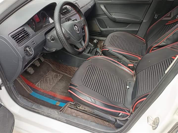 Фото 9 - Volkswagen Santana