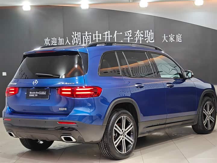 Фото 2 - Mercedes-Benz GLB-Class