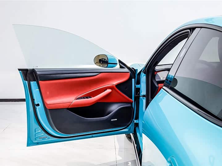 Фото 8 - Xiaomi SU7