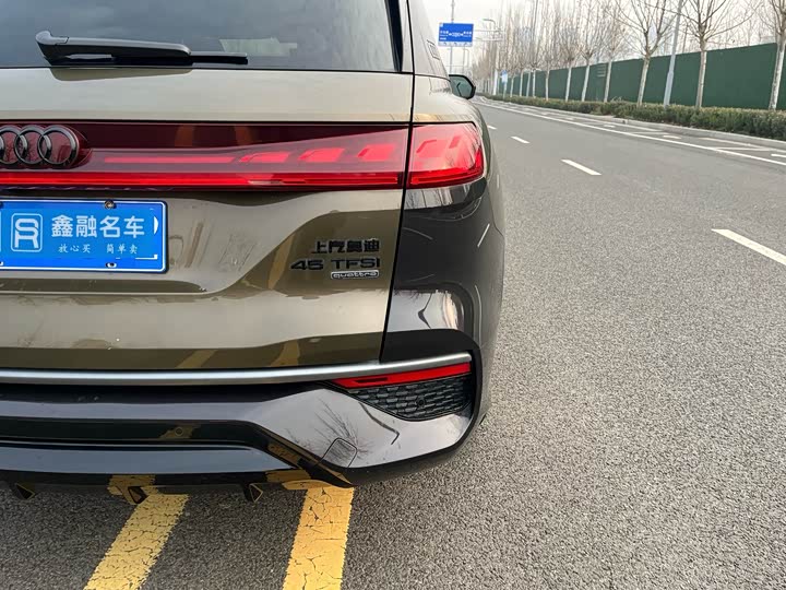 Фото 7 - Audi Q6