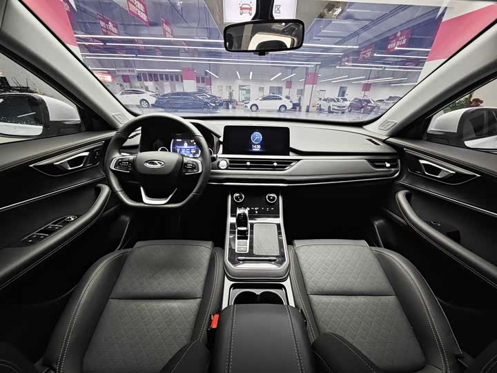 Фото 4 - Chery Tiggo 8