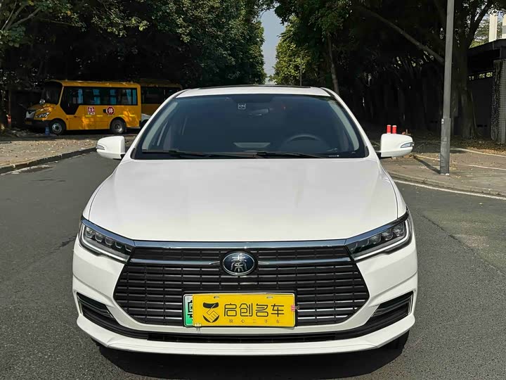 Фото 2 - BYD Qin EV