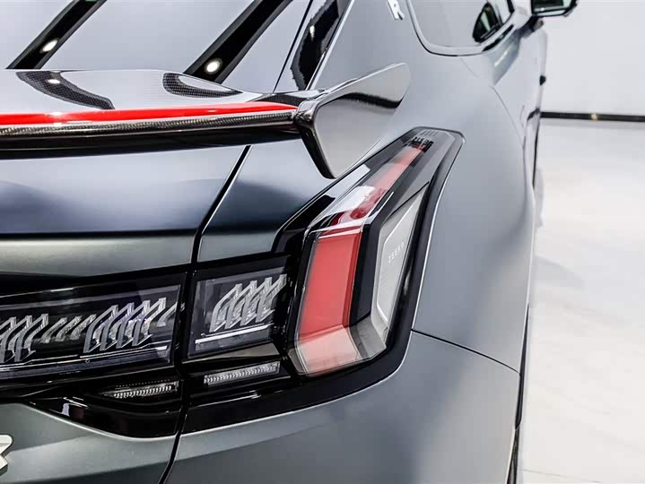 Фото 5 - Zeekr 001 FR