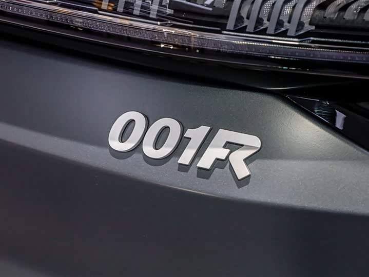 Фото 6 - Zeekr 001 FR