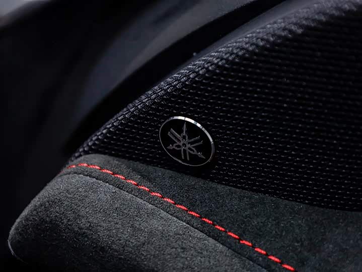 Фото 9 - Zeekr 001 FR