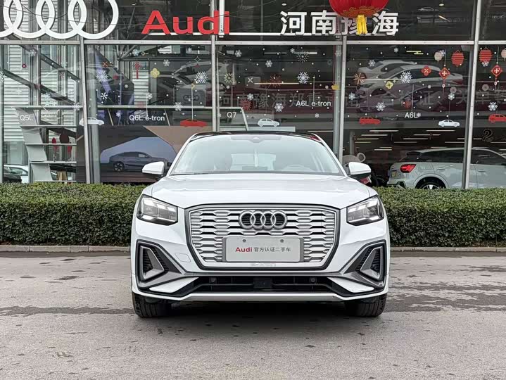 Фото 3 - Audi Q2L e-tron