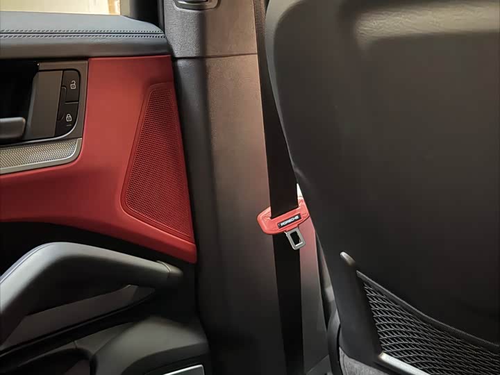 Фото 9 - Porsche Cayenne