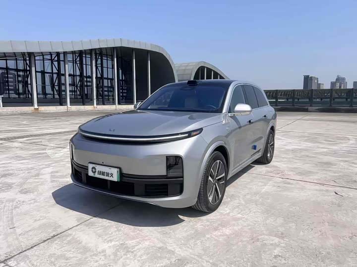 Фото 1 - LiXiang L8