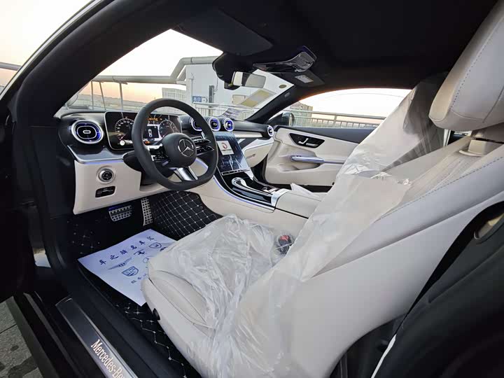 Фото 14 - Mercedes-Benz CLE-Class