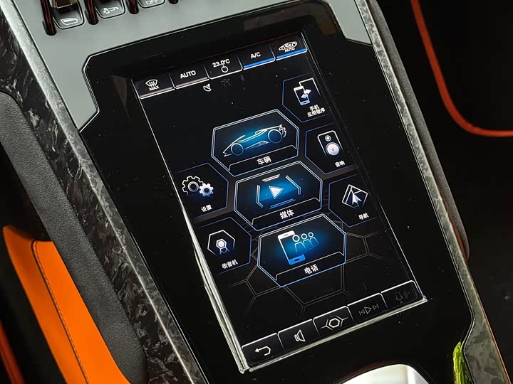 Фото 8 - Lamborghini Huracán