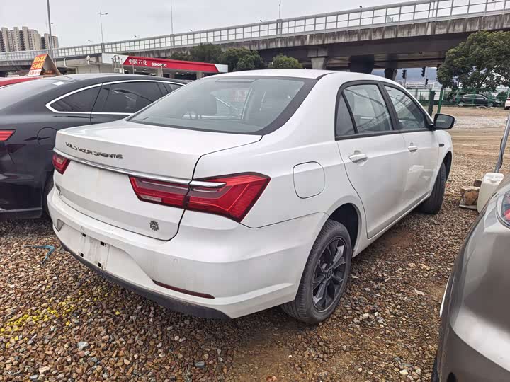 Фото 4 - BYD Qin EV