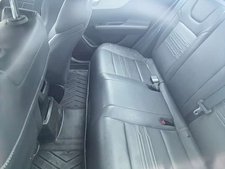 Фото 9 - BYD Qin EV