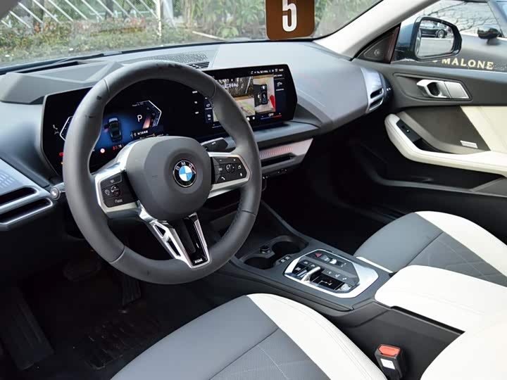 Фото 8 - BMW 2 Series