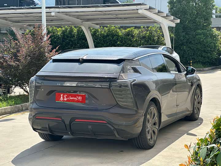 Фото 4 - HiPhi X