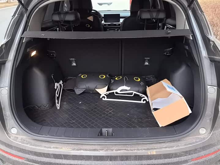 Photo 4 - Geely Coolray