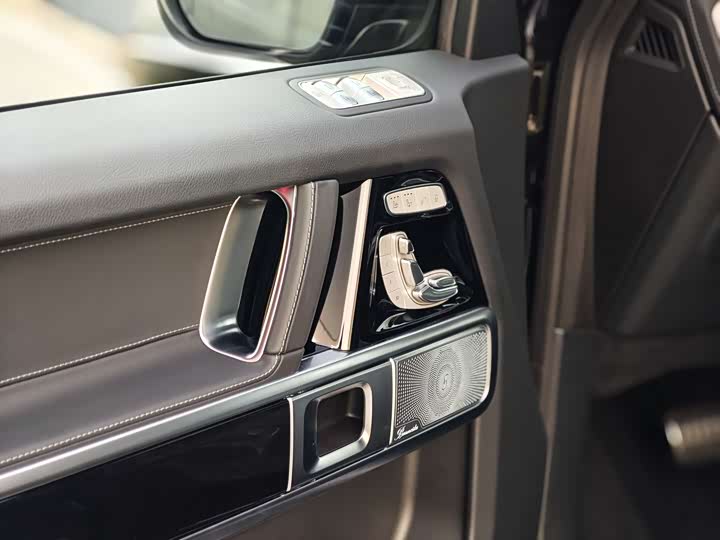 Фото 21 - Mercedes-Benz G-Class AMG