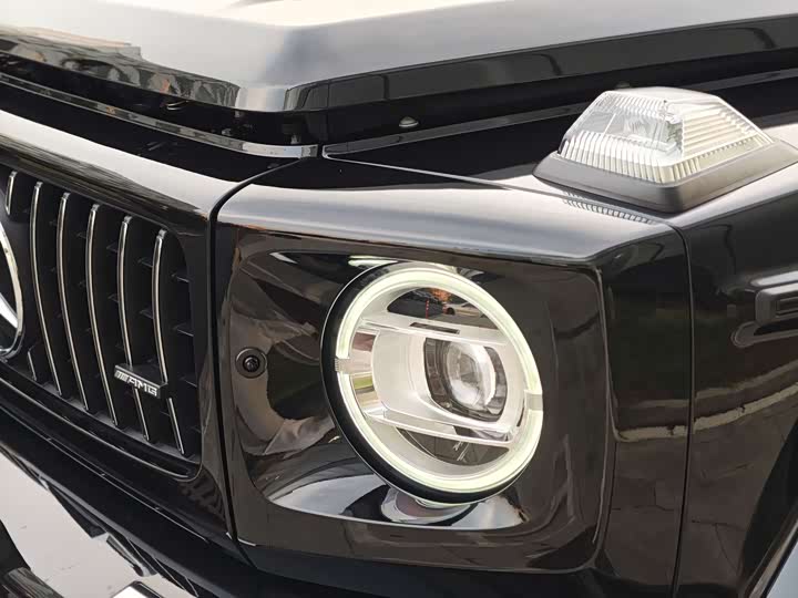 Фото 26 - Mercedes-Benz G-Class AMG