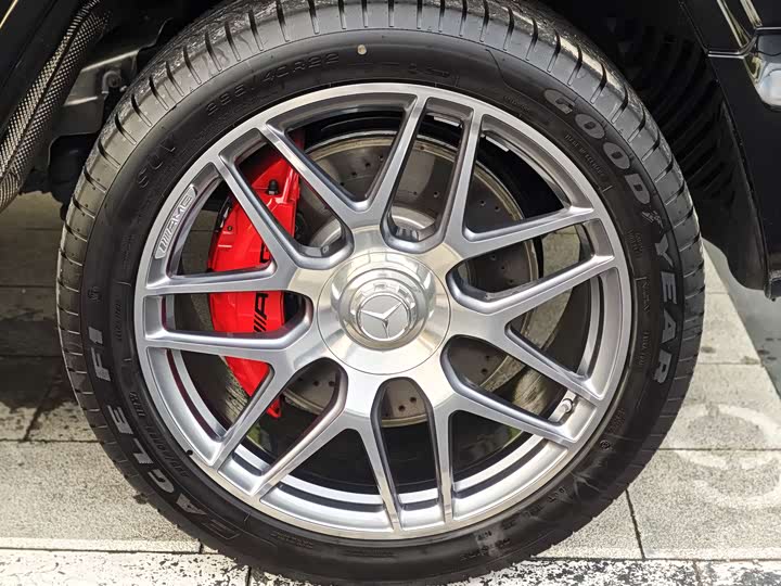 Фото 6 - Mercedes-Benz G-Class AMG