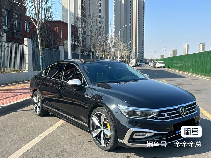 Фото 2 - Volkswagen Magotan