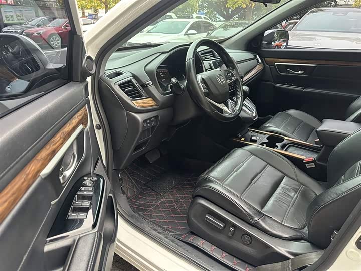 Фото 7 - Honda CR-V