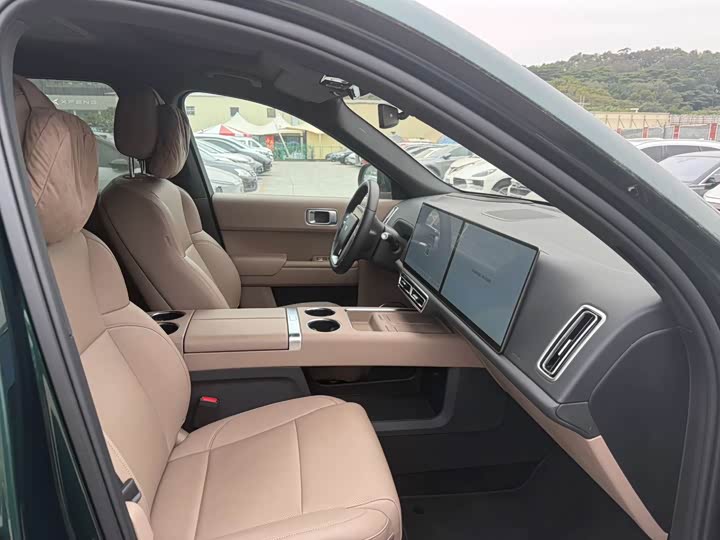 Фото 5 - LiXiang L9