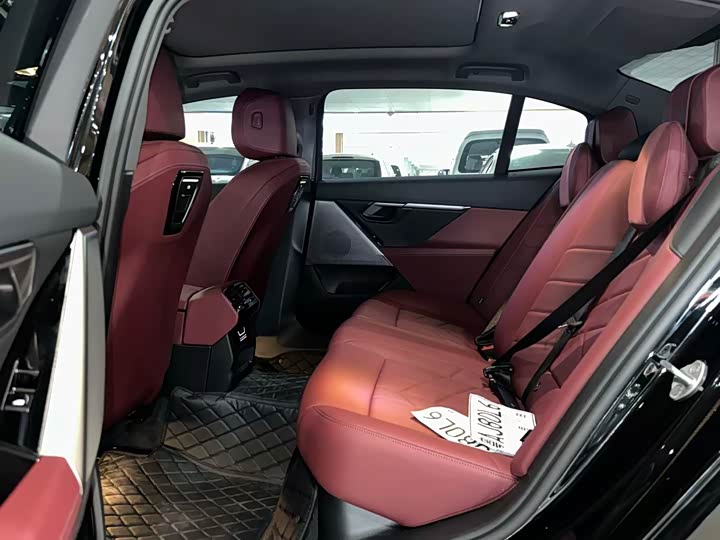 Фото 7 - BMW 5 Series