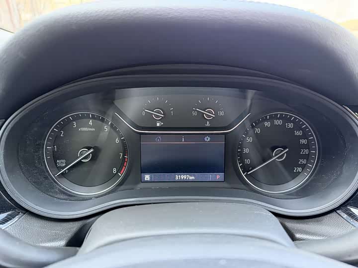 Фото 7 - Buick Regal